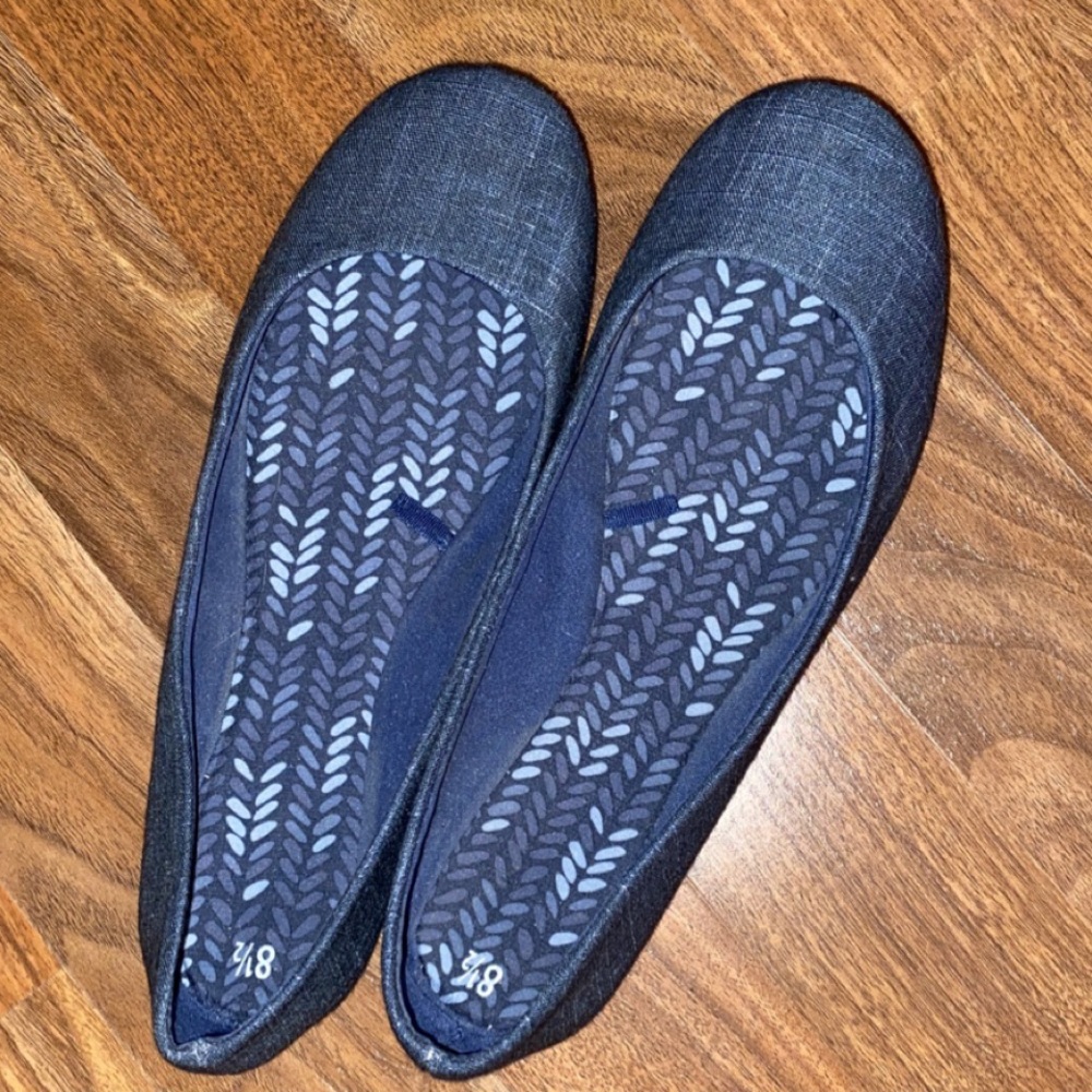 Women’s flats denim colored 8.5